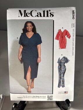 McCalls M8340 Dress Pattern Size 20W 22W 24W 26W 28W Uncut